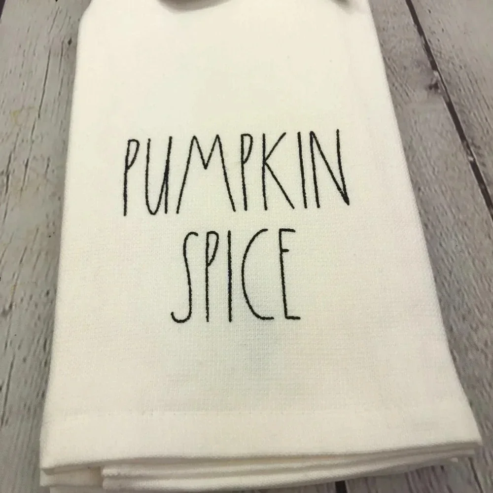 Rae Dunn nwt pumpkin